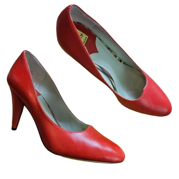 Paul Smith Vibrant Red Heels - Picture 2 of 8
